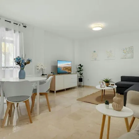 Apartment Encantador Piso Andaluz En Benalmadena